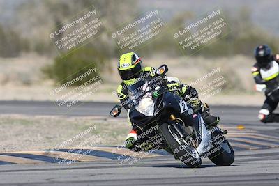 media/Jan-15-2026-Racers Edge (Thu) [[dfebeb70ab]]/3-B Group/Session 4 (Turn 5)/